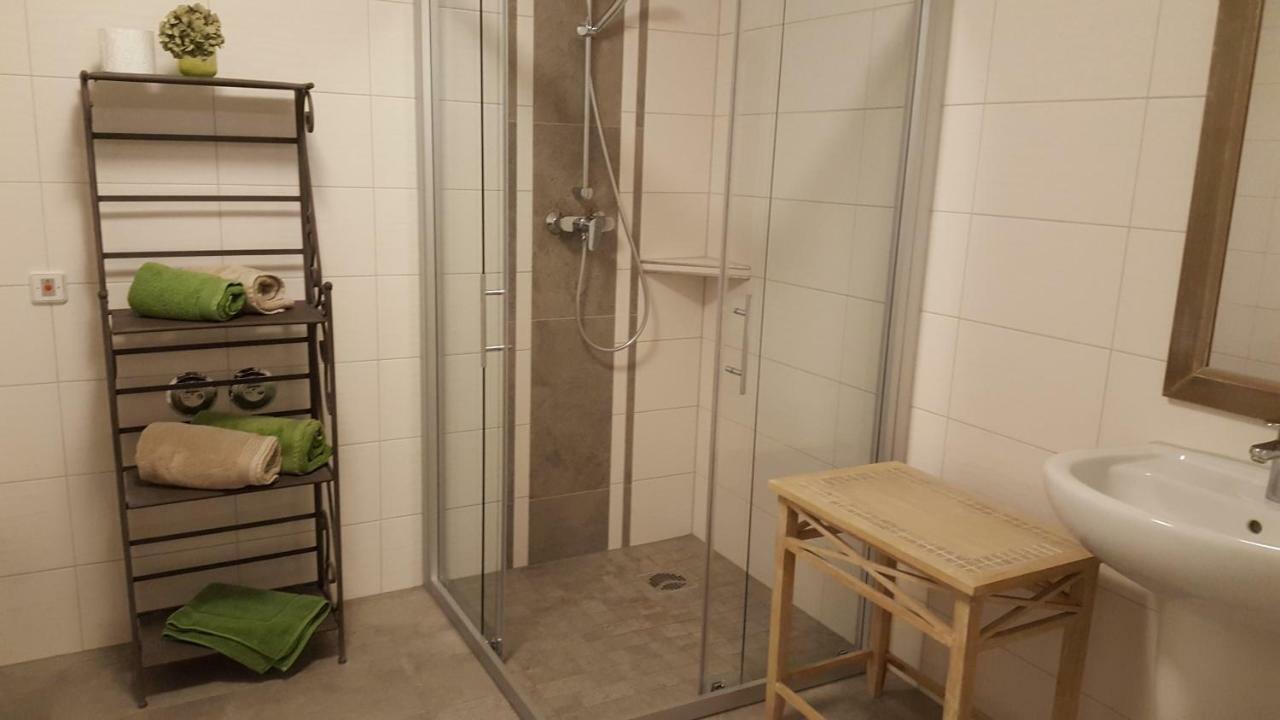 Gruener Wald Apartment Burg Kauper ภายนอก รูปภาพ